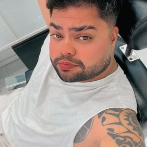 Meet your Posher, Antonio alejandro